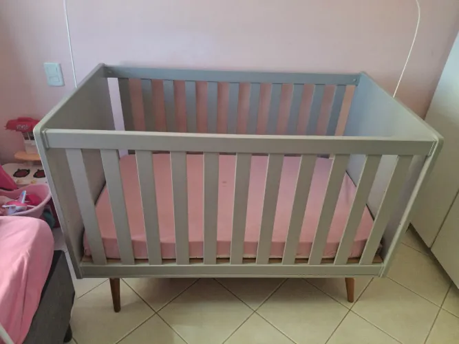 Berço Infantil com colchão! Barato