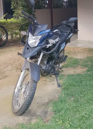 Vendo XRE 190 ABS 2022 pouco uso - Contato *