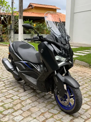 Yamaha Xmax 300 APENAS 350 km
