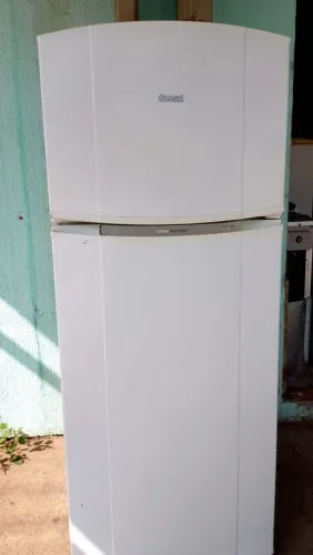 Geladeira Consul Frost Free funcionando perfeitamente 950 faço 850 se buscar