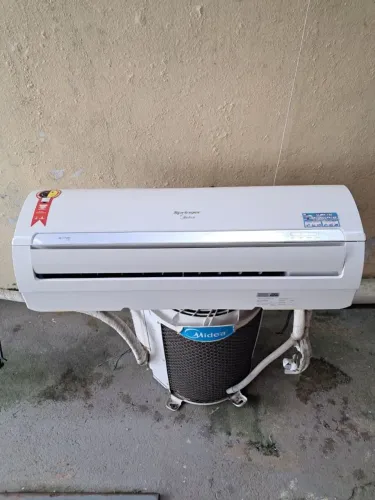 ? VENDO CENTRAL DE AR MIDEA SPRINGER CONVENCIONAL 12.000 BTUs ?