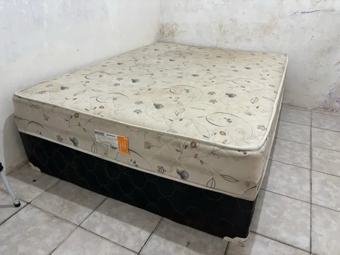 Vendo cama Unibox de casal