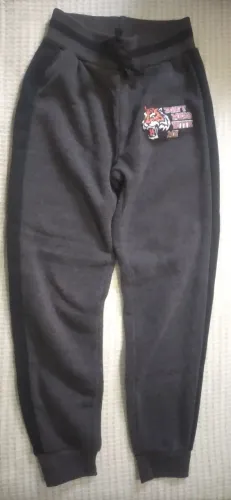 Calça Moleton Infantil tamanho 8