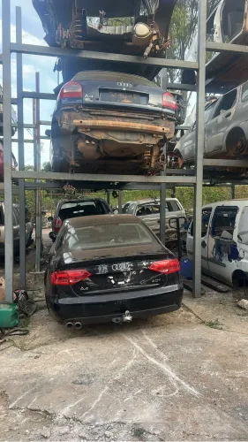 Audi A4 2010 e audi A3 1.8 para retirada de peças 