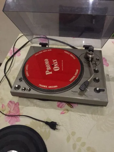Toca disco technics sl 1300