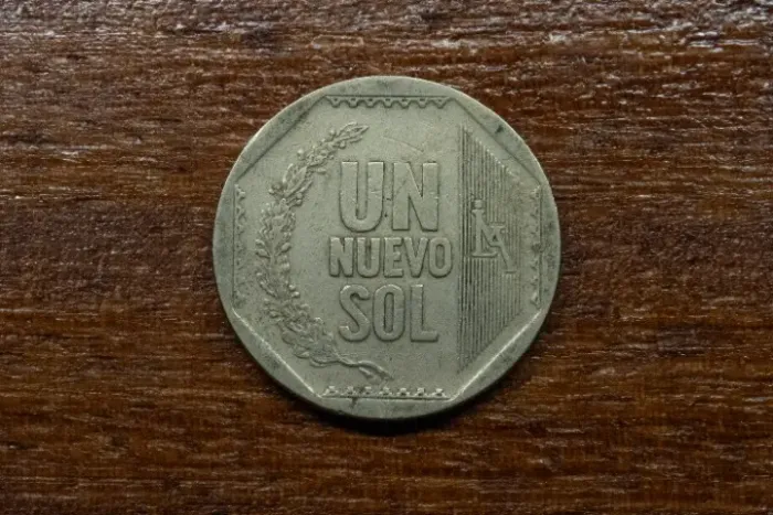 Moeda  Antiga - 1 Novo Sol 2009 - Perú Mbc (Usado)