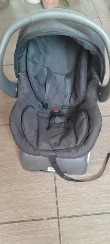 Bebê conforto Galzerano ref 8181 com base para veiculo