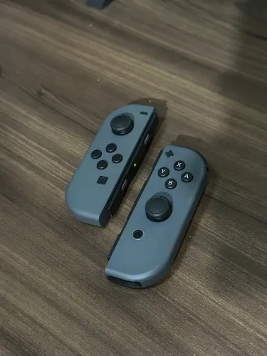 Joycons Nintendo Switch Cinza Nunca Usados - LEIA A DESCRIÇÃO