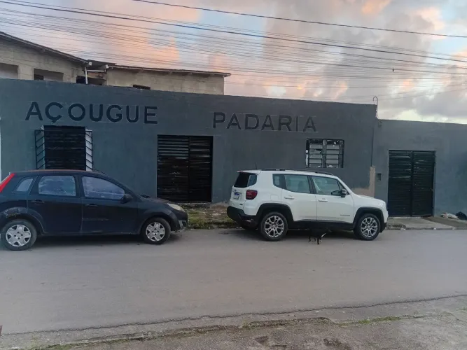 Projeto comercial estratégico em andamento para mercadinho padaria açougue supermercado.