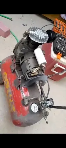 COMPRESSOR DE AR SCHULZ PRATIC AIR CSI 8.5/25 ? 2 HP