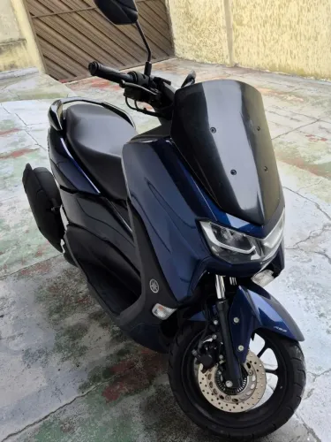Yamaha NMax 160, 2021, com apenas 7.100 km rodados,