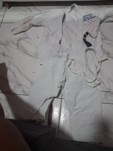 Conjunto infantil de judô