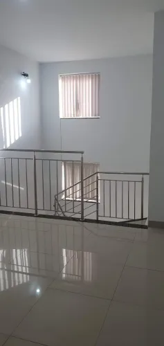 Alugo sobrado próximo ao Shopping Capim Dourado