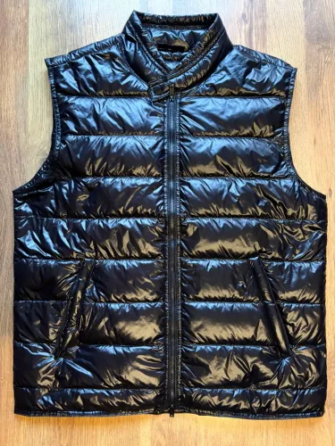 Colete puffer Oficina Reserva Tm medio preto impecavel.