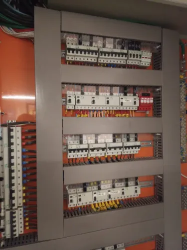 Mão de Obra Especializada em Instalações Elétricas para Construtoras e Obras