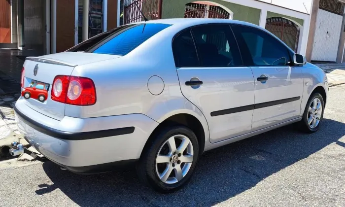 Volkswagen Polo Sedan 1.6 MI Total Flex 8V 4P 2009