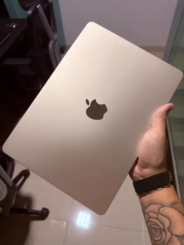Apple MacBook Air M4 (24GB RAM | 512GB SSD)