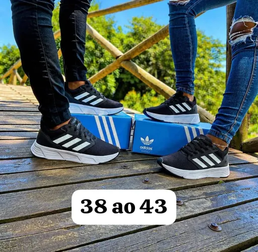 Tênis adidas