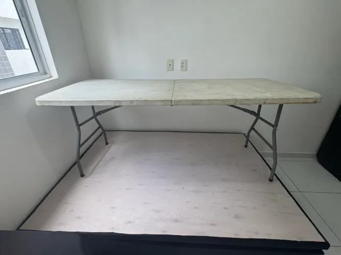 Mesa dobrável maleta