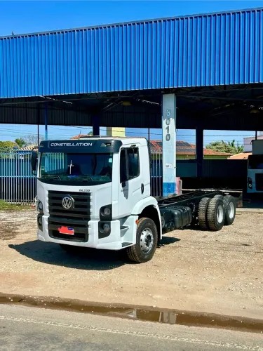 Volkswagen 24-330 ano 2023