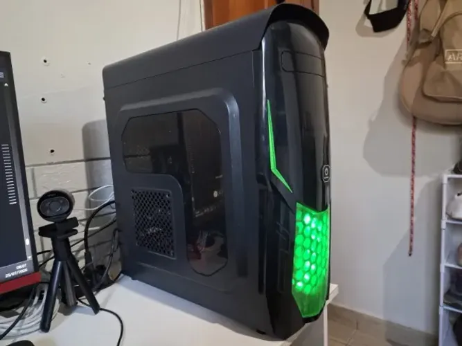 PC Gamer Ryzen 5 5600x + RX6600XT 8gb + 1,5 terabyte SSD
