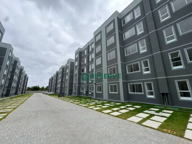 Apartamento para alugar com 02 quartos no Eusébio/CE