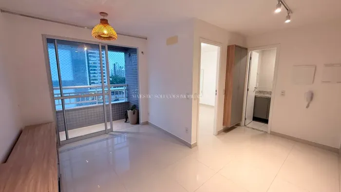 CONDOMÍNIO ARPOADOR | APARTAMENTO 1 QUARTO COM VARANDA