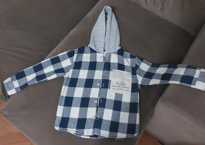 Blusa Zara - Flanelada pouco usada tamanho 5-6 anos