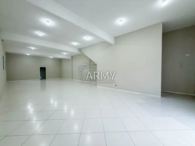 CONJUNTO COMERCIAL OU SALAS LOCAÇÃO DE 60M² A 200M² NA BENTO MUNHOZ DA ROCHA PERTO DA HAVA