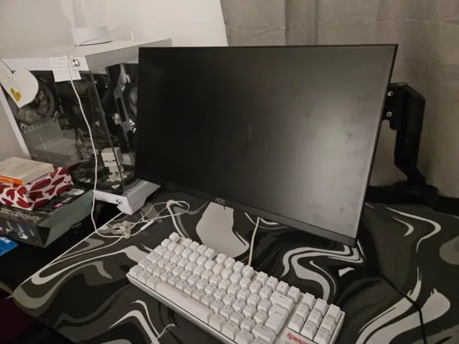 Monitor AOC 100hz Led, 21,5 polegadas. vem com caixa e hdmi