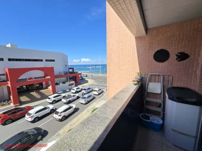 Apartamento 1/4 e sala, banheiro social, varanda, vista mar, nascente, excelente localizaç
