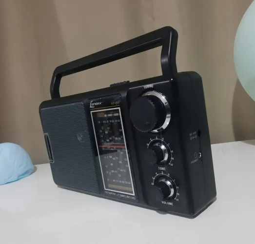 Rádio antigo AM FM SW lindo reliquia som alto muito novo 