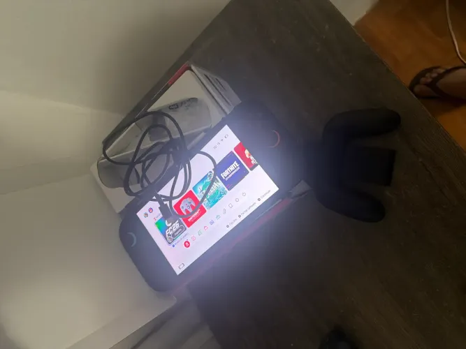 Nintendo switch 2 semi novo