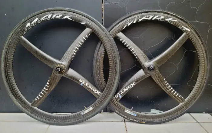 Rodas Xentis Mark 1 Carbon Tubulares