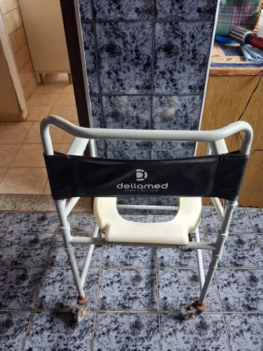 Cadeira de banho Dellamed