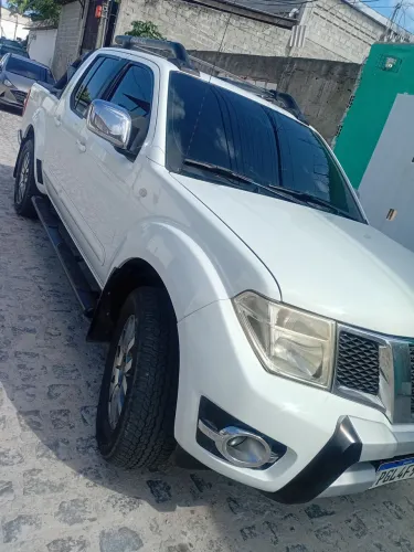 Nissan Frontier SL CD 4X4 2.5tb Diesel AUT 2014