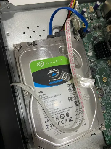 HD 2 TB Seagate skyhawk