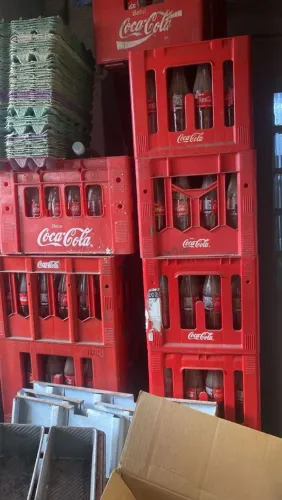 Engradados Coca-Cola com Vasilhames de Vidro
