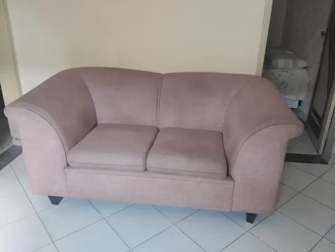 Sofá dois lugares