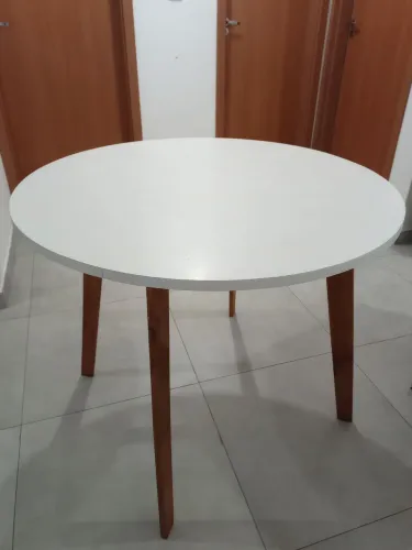 Vendo essa mesa