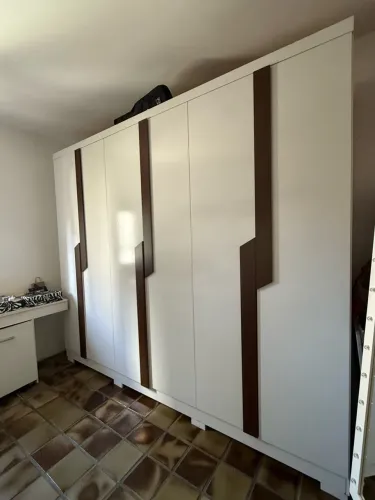Guarda Roupa 4 portas