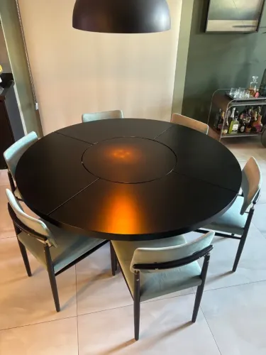 ARTEFACTO - CONJUNTO MESA REDONDA COM 6 CADEIRAS NORI