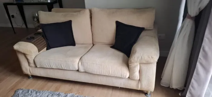 Sofá linho 2 lugares