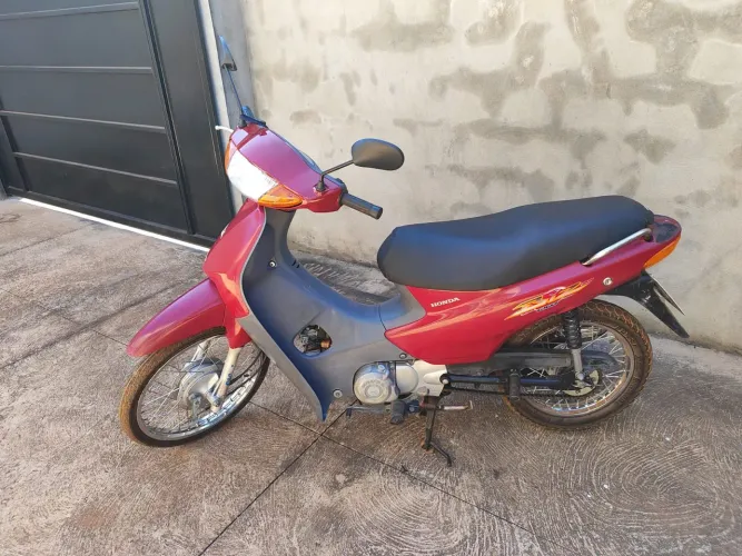 Honda Biz 2003 ES(Pedal e Partida)
