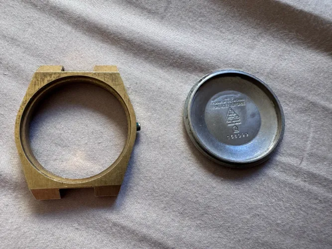 Caixa e tampa traseira de Omega vintage 