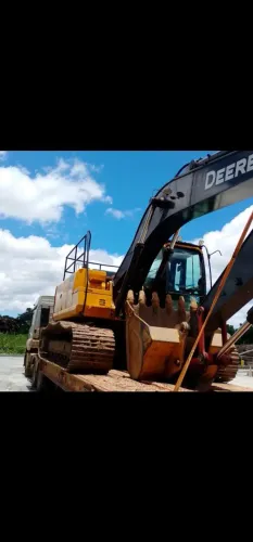 ESCAVADEIRA JOHN DEERE 210GLC