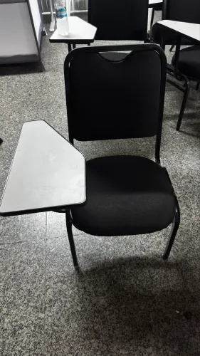 Cadeiras universitárias