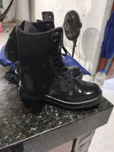 Coturno militar