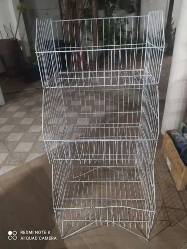 Vendo prateleiras de aramado