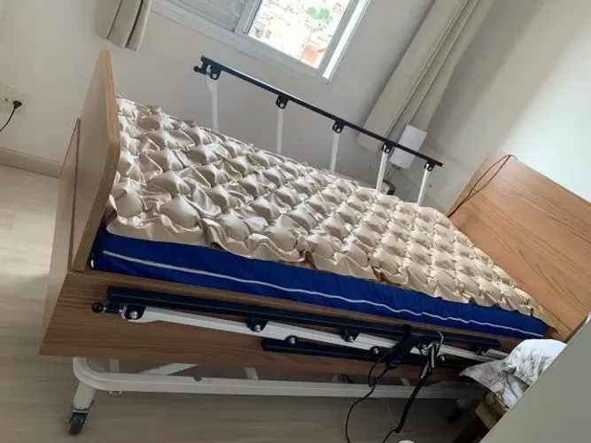 Cama Motorizada Pilati Motorizada (Madeira) - Excelente Oportunidade